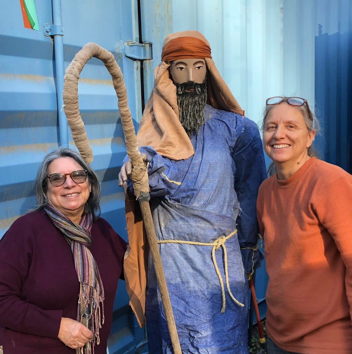 sundar shadi holiday display three angel figurine